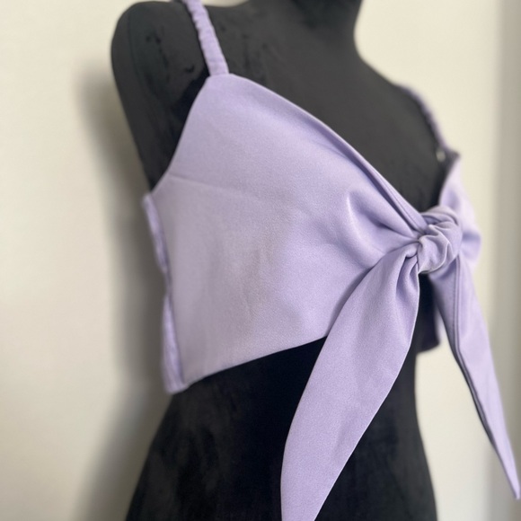 Le Lis Collection Crop Top Size Medium - Picture 5 of 6